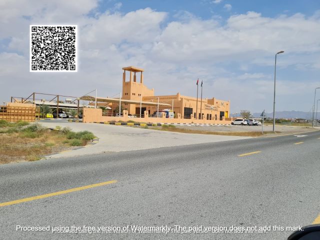 تملك الان ثاني قطعه من الشارع الرئيسي // بموقع مميز في المنامة 9