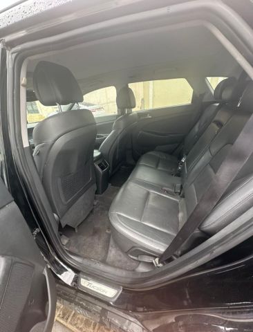 سيارة للبيع  4