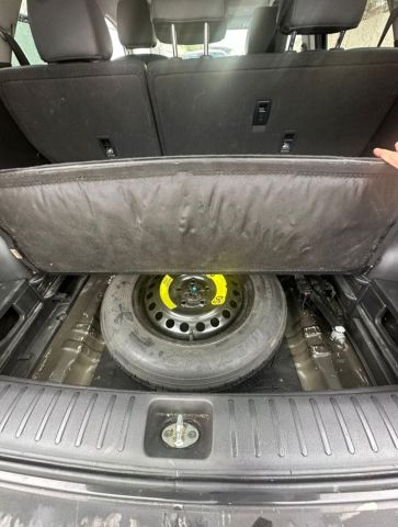 سيارة للبيع  10