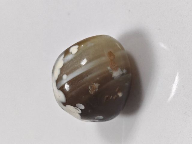 حجر عقيق نادر