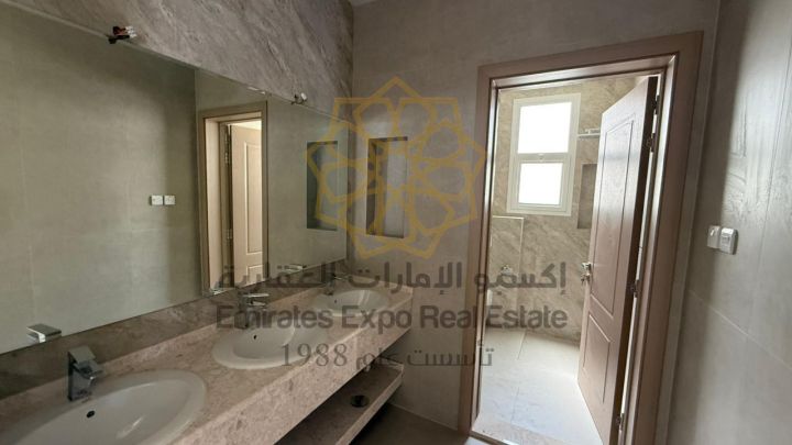 للبيع فيلا جديدة أول ساكن حجر طبيعي في بني ياس منطقة الوثبة  6