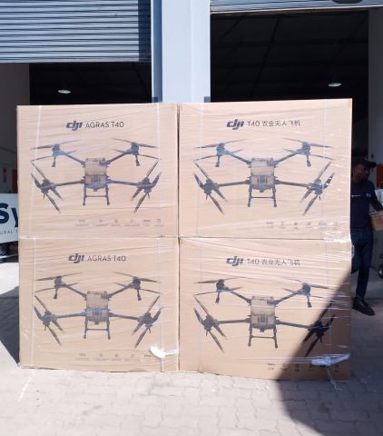 طائرات DJI Agras الزراعية بدون طيار لرش المحاصيل؛ جديدة وجاهزة لل 6