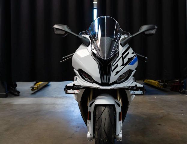2024 BMW S1000RR M Package WhatsApp +17203061962 4