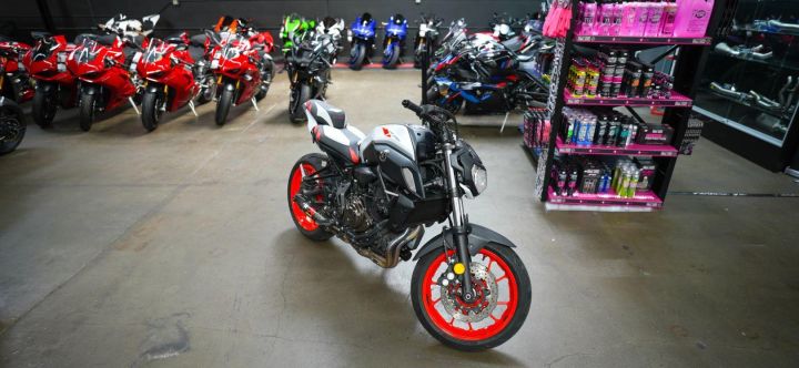 2020 Yamaha MT-07 WhatsApp +17203061962 2