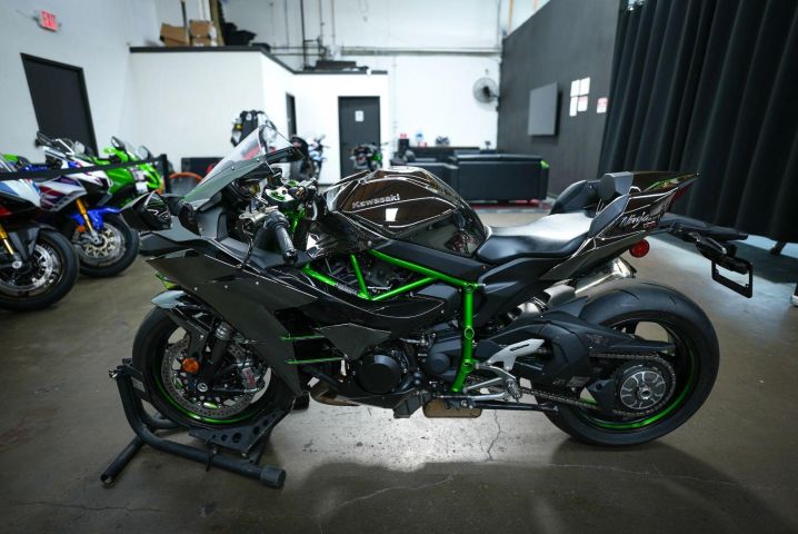 2015 Kawasaki Ninja H2 WhatsApp +17203061962 4