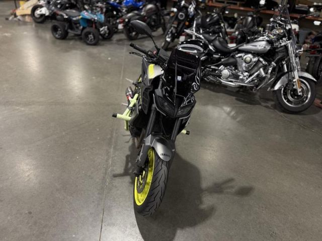2018 Yamaha MT-09 WhatsApp +17203061962 5