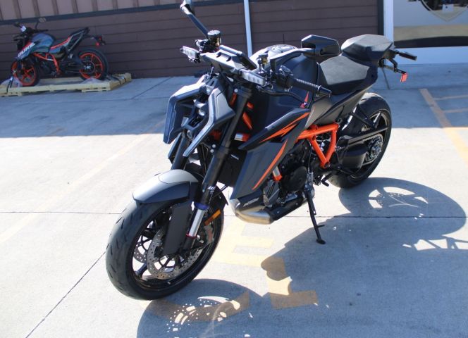 2026 KTM 1390 Super Duke R EVO