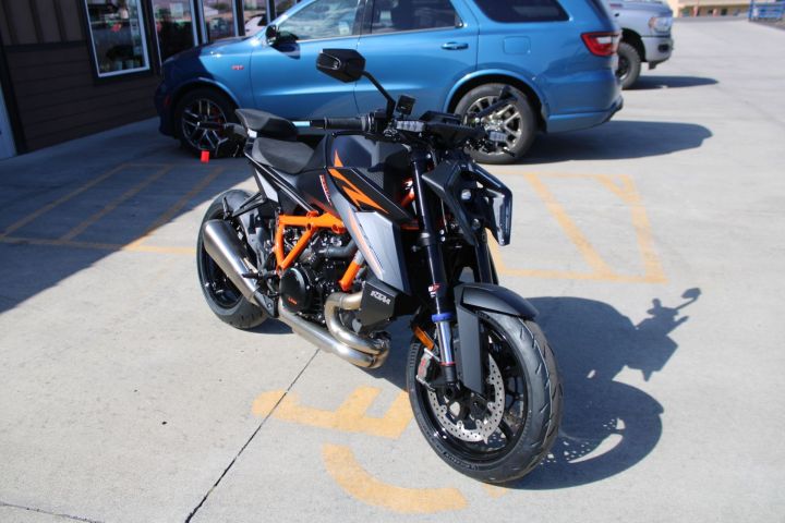 2026 KTM 1390 Super Duke R EVO 3