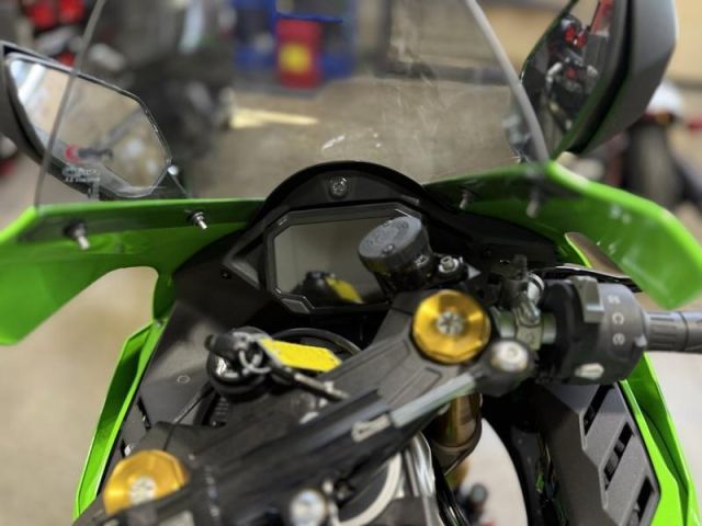 2024 Kawasaki Ninja ZX10R 40th Anniversary Edition ABS 2