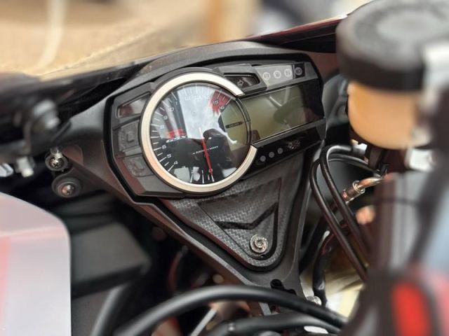 2023 Suzuki GSX-R750 WhatsApp +17203061962 3