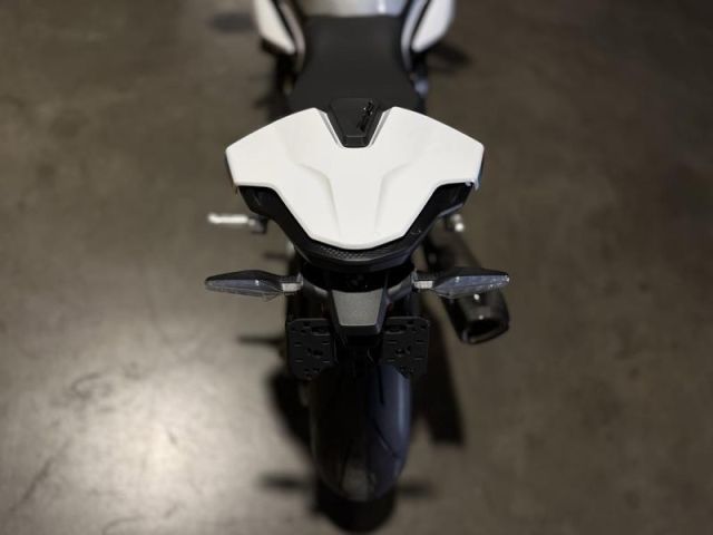 2026 BMW S 1000 RR Light WhiteM Motorsport0 4
