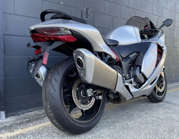 2023 suzuki Hayabusa  2