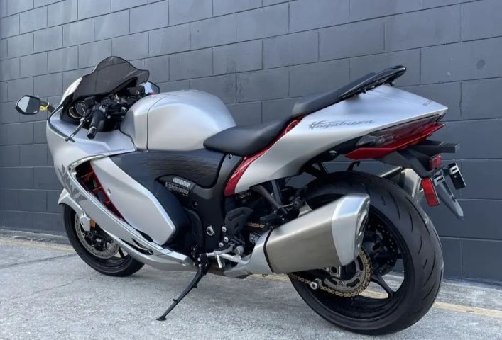 2023 suzuki Hayabusa  4