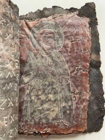 مخطوطة إنجيل أثرية نادرة - (Rare Ancient Gospe 3