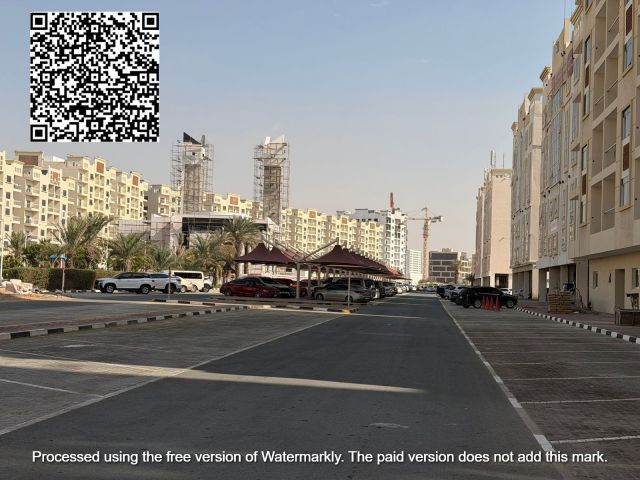 تملك شقتك بطابق عالي في قلب افخم مجمع سكني بعجمان 10