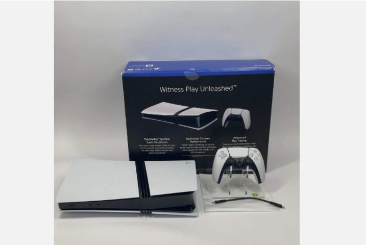Sony PlayStation 5 Pro PS5 Pro 2Tb Console Bundle,Extras  3