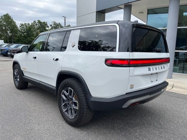  2023 Rivian R1S  3