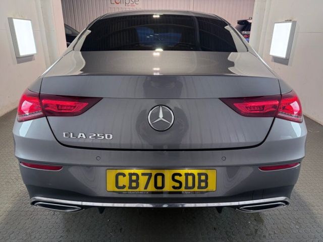 Selling the latest Mercedes-Benz CLA250 4Matic, 3