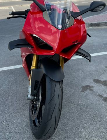 2024 Ducati V4S