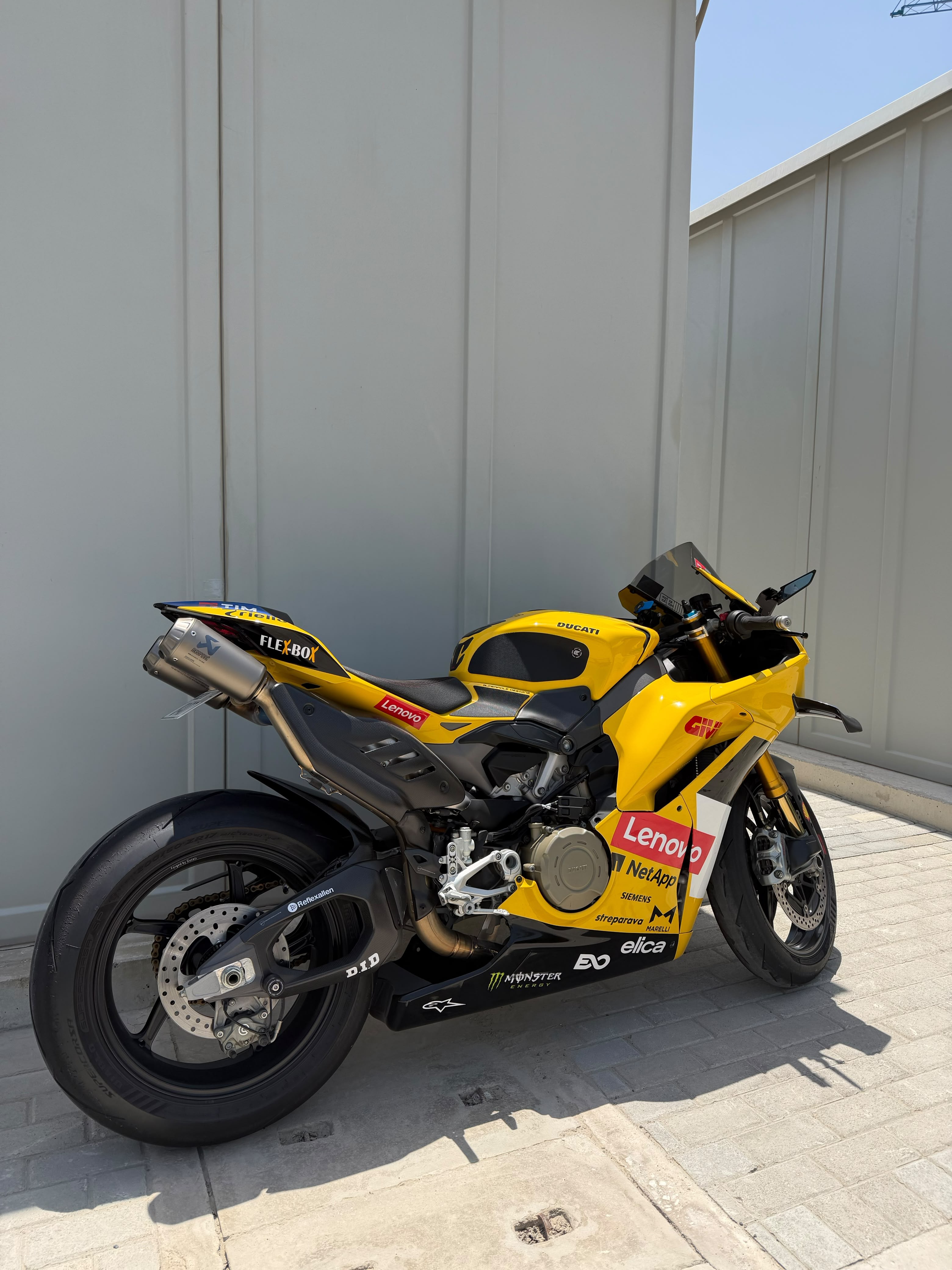 2025 Ducati Panigale V4S