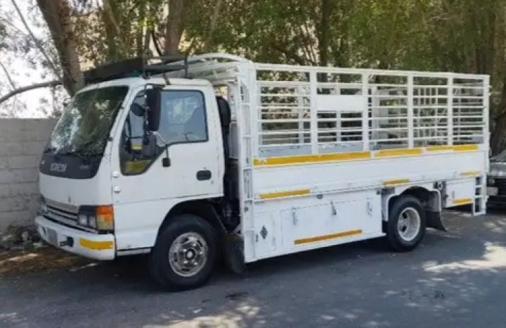 دينا طش اثاث قديم بالرياض 0507236883 