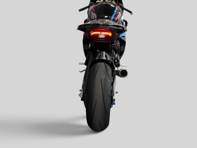 2026 BMW M 1000 RR 4