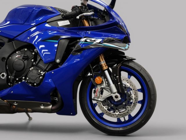 2026 Yamaha YZF-R1 3
