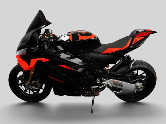 2026 Aprilia RSV4 Factory 1100 2
