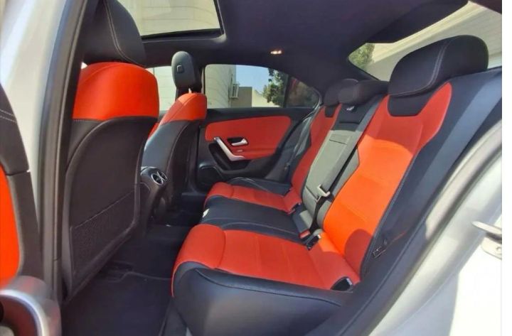 Mercedes benz A200 2025  2