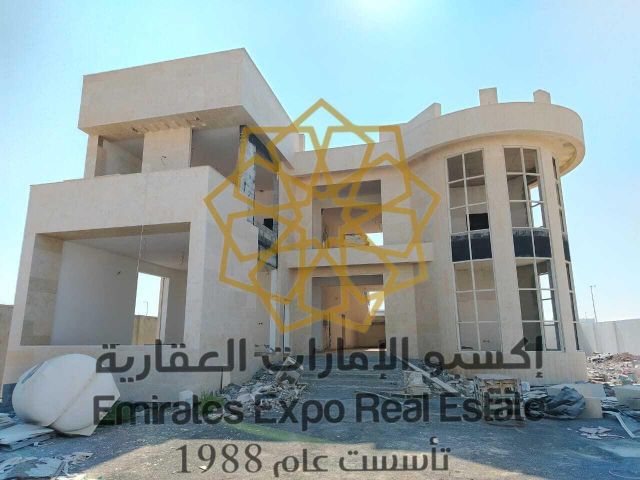للبيع فيلا جديدة متداولة حجر طبيعي مودرن قيد الانشاء في الرياض  2