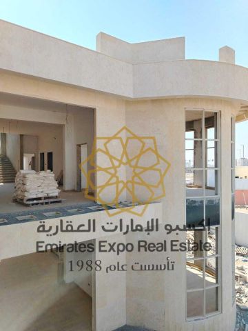 للبيع فيلا جديدة متداولة حجر طبيعي مودرن قيد الانشاء في الرياض  3