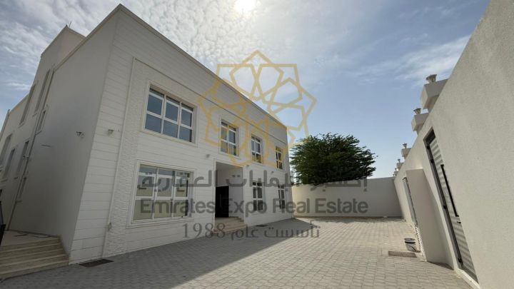 للبيع فيلا جديدة أول ساكن حجر طبيعي في بني ياس منطقة الوثبة  2