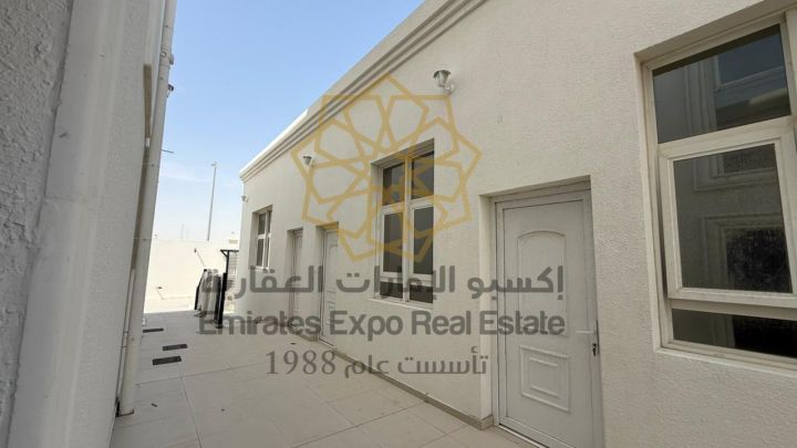 للبيع فيلا جديدة أول ساكن حجر طبيعي في بني ياس منطقة الوثبة  5