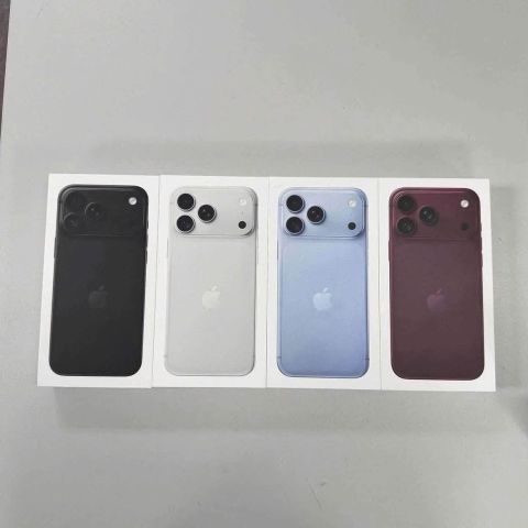 Apple iPhone 18 Pro Max, iPhone 18 Pro,  Apple iPhone Duo  3