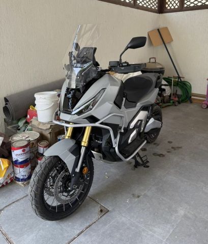 X-ADV 2025 