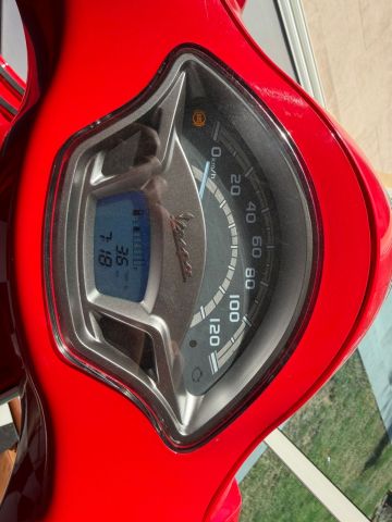 Brand new Vespa Vxl 150 abs  2