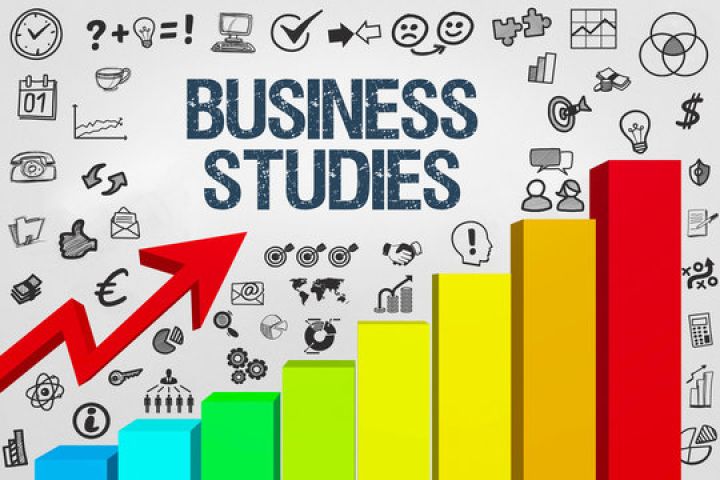 مدرس بيزنس محاسبة مالية اقتصاد  الامارات دبى الشارقة0557782107