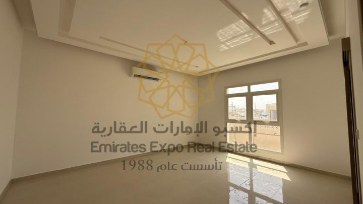 للبيع فيلا جديدة على شارعين اول ساكن حجر طبيعي في بني ياس الوثبة 9