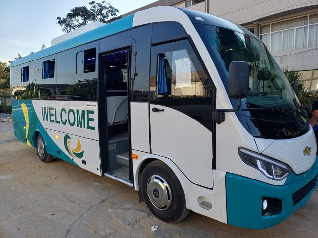 ? Rent Chevrolet Bus with Driver (2025–2026 Models) – Limousine 