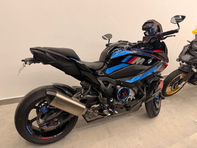 2025 BMW M1000XR 2