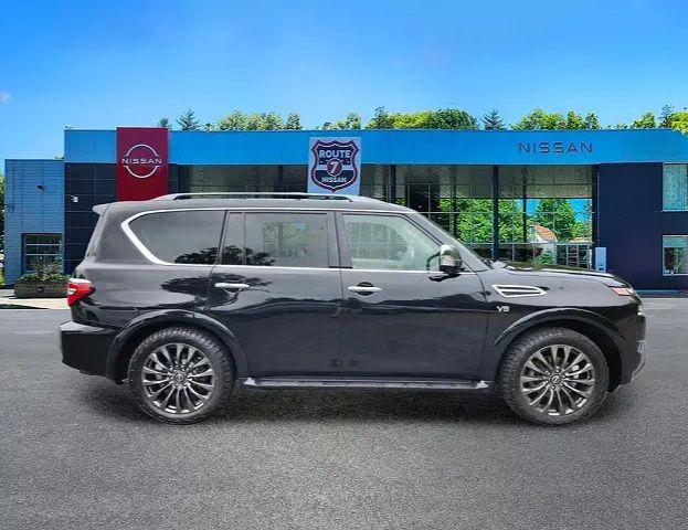2022 Nissan Armada 