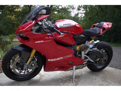2014 Ducati SUPERBIKE 1199 PANIGALE R. 2