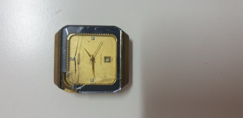 ساعة رادو قديمة تعمل بالنبض  3