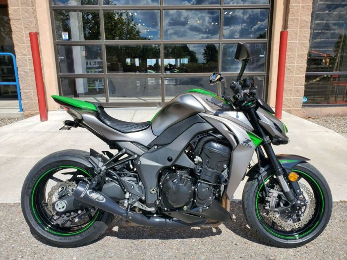 2016 Kawasaki Z1000 ABS WhatsApp +13236413248