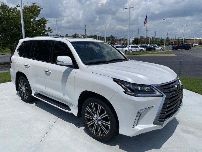 2020 LEXUS LX570 5.7L Premium