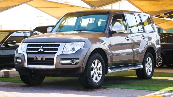 Mitsubishi Pajero 2016