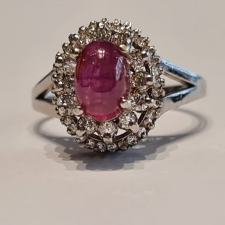 Diamond Ring with gemstone