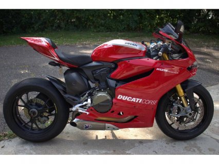 2014 Ducati SUPERBIKE 1199 PANIGALE R.